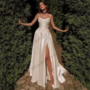 kf-Sa68d8b9223ad4c44bd964a5841694844I 2025 Elegant Satin Wedding Dresses A-Line Side Slit Beading Strapless Lace Pleated Bride Prom Dress Bridal Gown Customized Robe