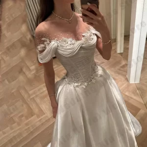 kf-Sbea1e349ef21498894d2973072f58b3fe Glitter Women's Wedding Dresses Round Neck A-line 3D Stickers Princess Bridal Gown Formal Ball Party Bride Dress Customized Robe